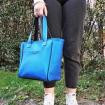 Sac à main femme en cuir bleu lumineux