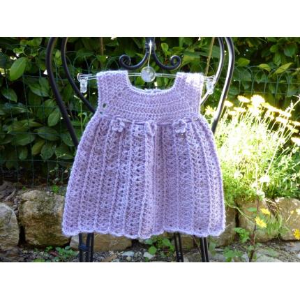 Robe layette Mauve aux trois petites fleurs  0-3 mois