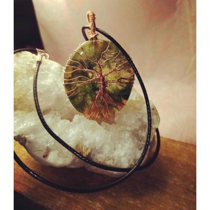 Arbre de vie yggdrasil en Agate mousse