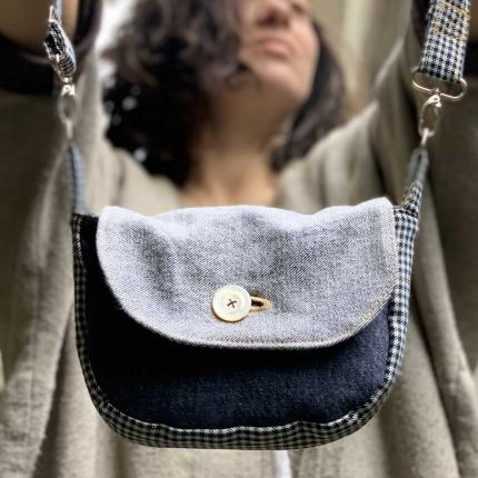 ROSS - sac réversible et multipositions = 8 versions ! Bandoulière, épaule court ou long, ceinture ou pochette. Tissu jean et pied de poule Récup