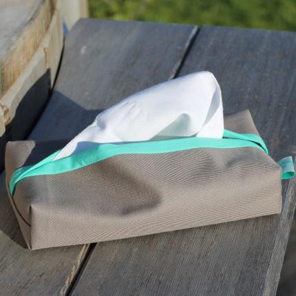 Distributeur de mouchoirs 20 unités