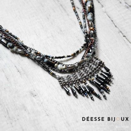 Collier en perles de rocailles multirang