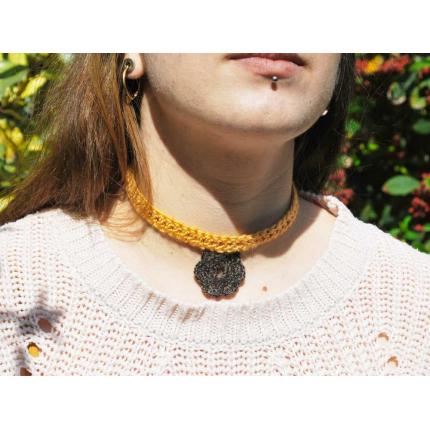 Collier Ras-de-Cou Patty Jaune et Marron