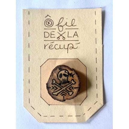 Boutons bois de poirier fait et illustrés main, mandala, ancre marine ou tête de mort au choix