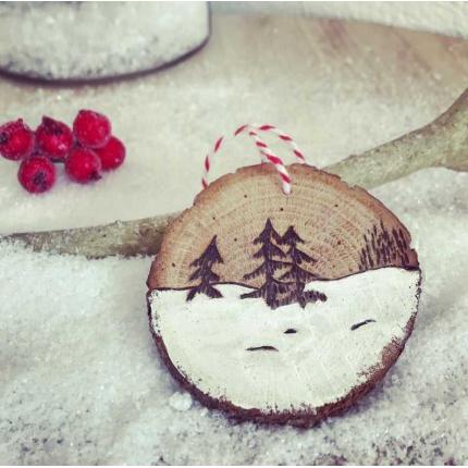 Décoration de Noël naturelle en bois - rondelle 3 sapins