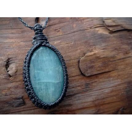 Pendentif Macramé - Aigue-Marine - Pierre Fine - Bijoux - Fait main/ Handmade