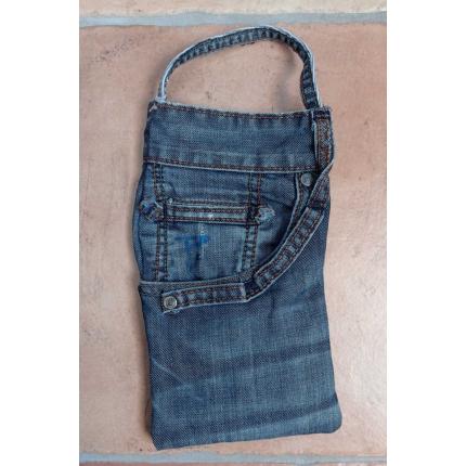 Pochette en jeans recyclé