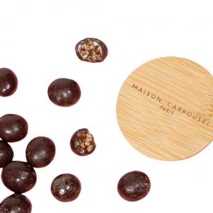 Nougatine enrobée de chocolat noir