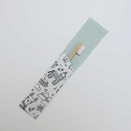 Etui à brosse à dents