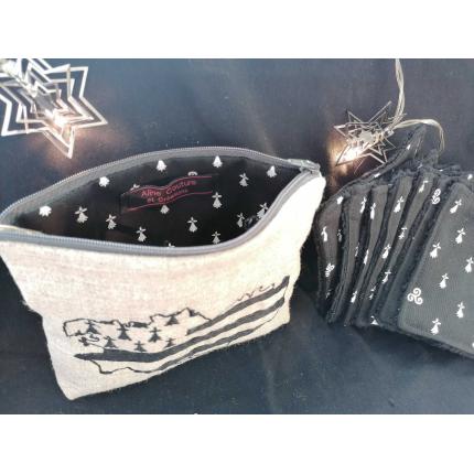 trousse de maquillage brodée