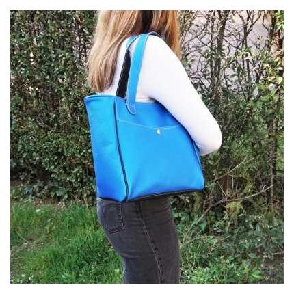 Sac à main femme en cuir bleu lumineux