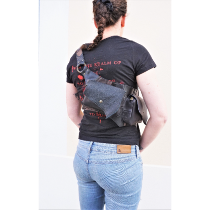 Ceinture utilitaire multi poches en patchwork de cuirs bronze et noirs pour voyage ou festival