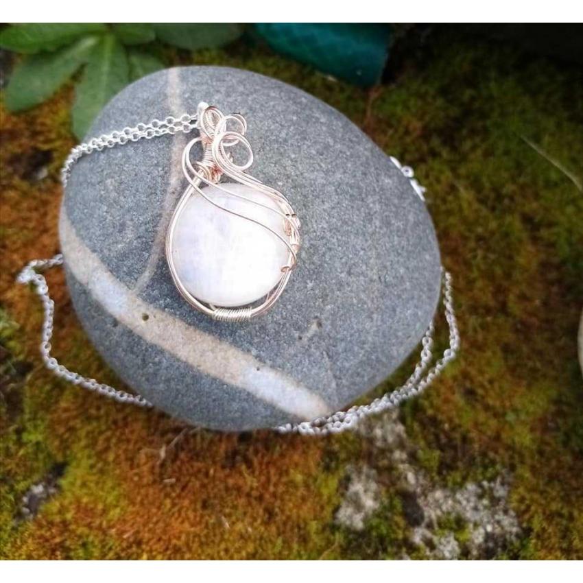 Pendentif Eliotë en pierre de lune