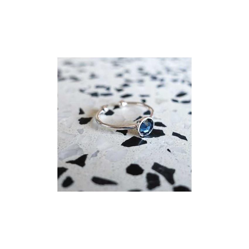 Bague cristal de Swarovski bleu jean et argent