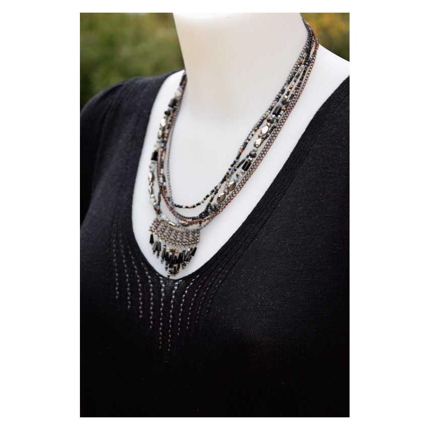 Collier en perles de rocailles multirang
