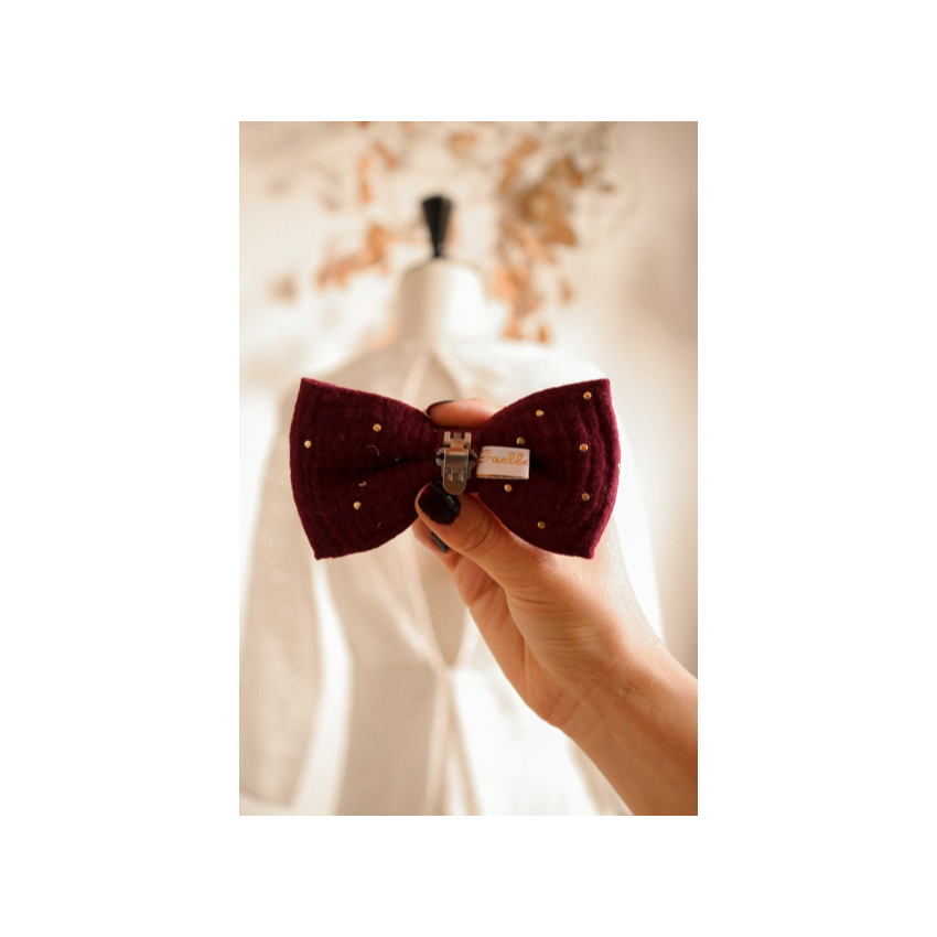 Noeud cache-agrafes à clipser noir et doré