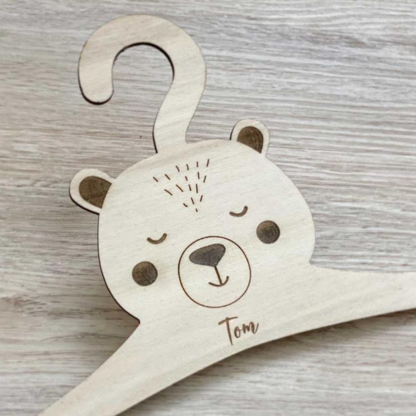 Cintre ours pour bébé