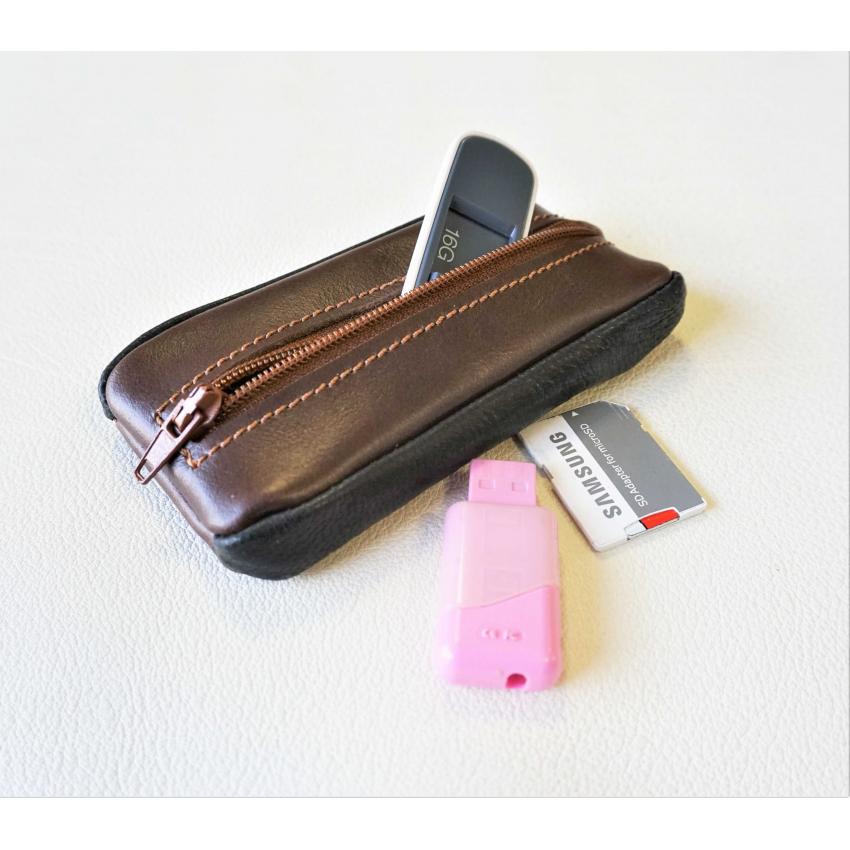 Porte monnaie zippé en cuir marron et noir