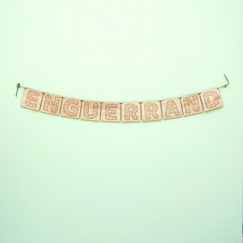 Guirlande Prénom personnalisée- Motif Fleur- Décorative - Verso cursive et éducatif