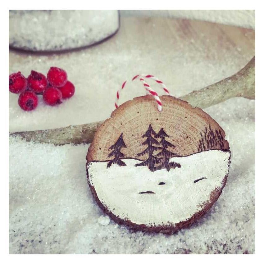 Décoration de Noël naturelle en bois - rondelle 3 sapins