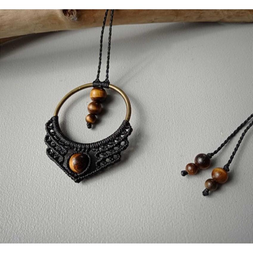 Amulette de protection - Oeil de Tigre - Macramé - Pierre Fine - Bijoux - Fait main/ Handmade