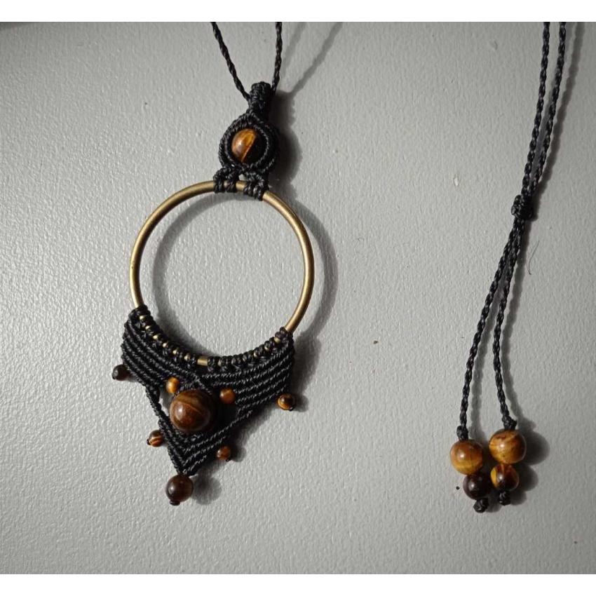 Amulette de protection - Oeil de Tigre - Macramé - Pierre Fine - Bijoux - Fait main/ Handmade