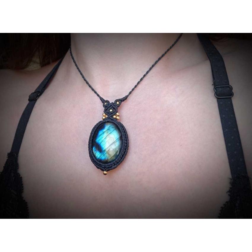 Collier Macramé - Labradorite - Pierre Fine - Bijoux - Fait main/ Handmade