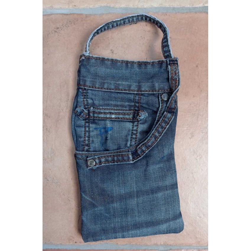 Pochette en jeans recyclé