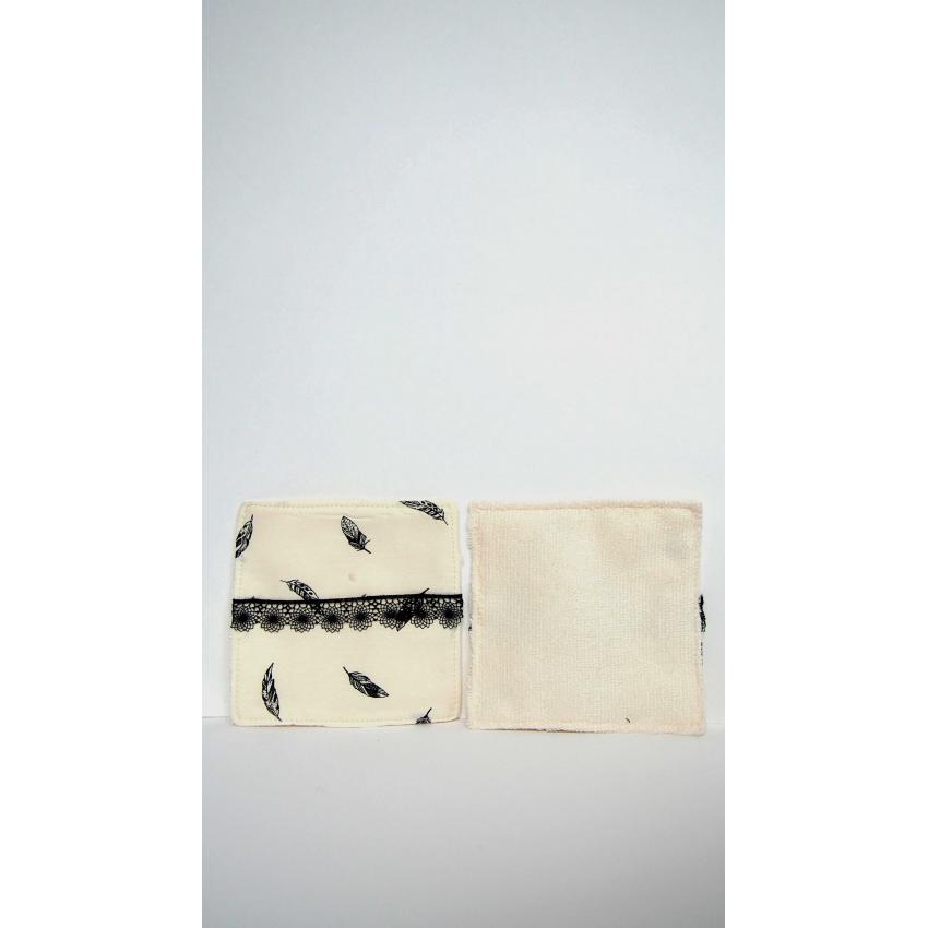 Lot 7 cotons lavables plumes noires, à adopter avec douceur.