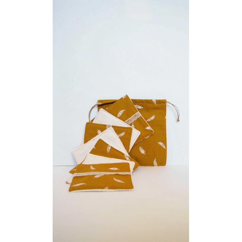 Lot 7 cotons lavables Plumes blanches, à adopter avec douceur.