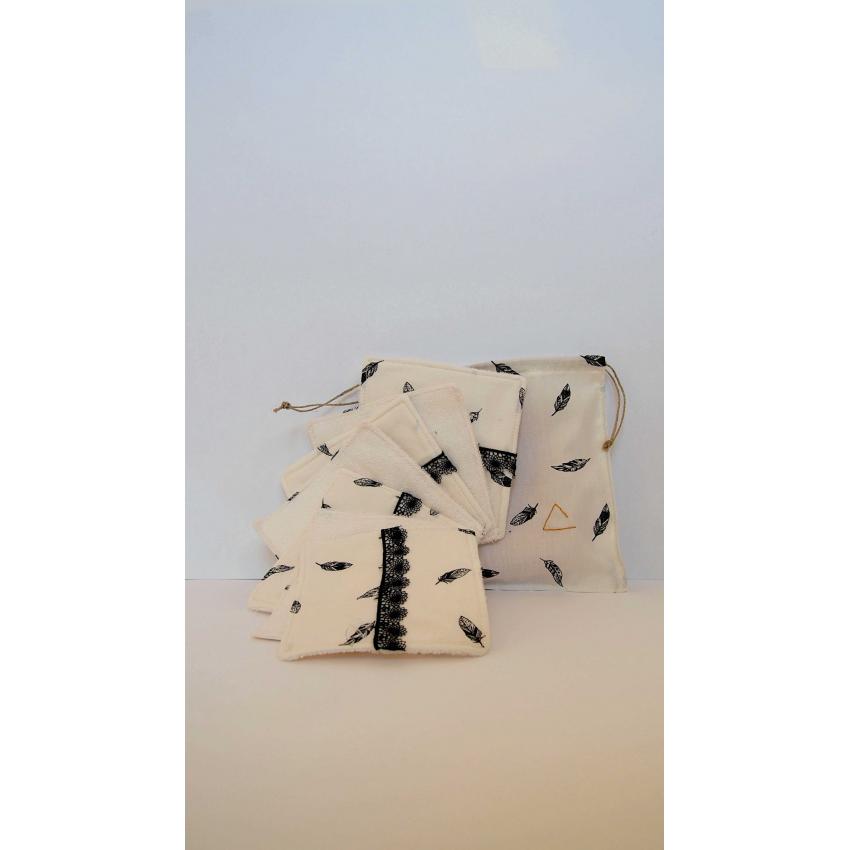 Lot 7 cotons lavables plumes noires, à adopter avec douceur.