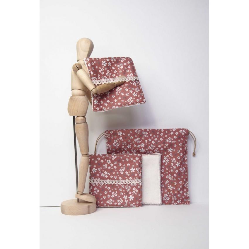 Lot 5 cotons lavables Flower, à adopter avec douceur.