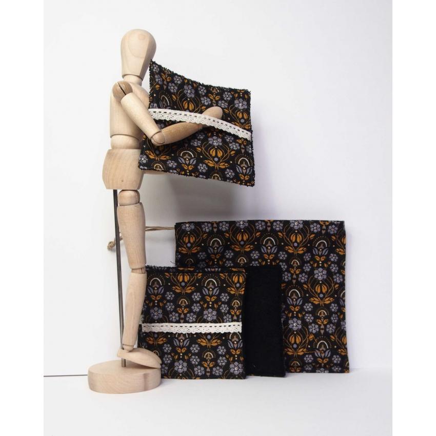 Lot 5 cotons lavables Flora noir, à adopter avec douceur.