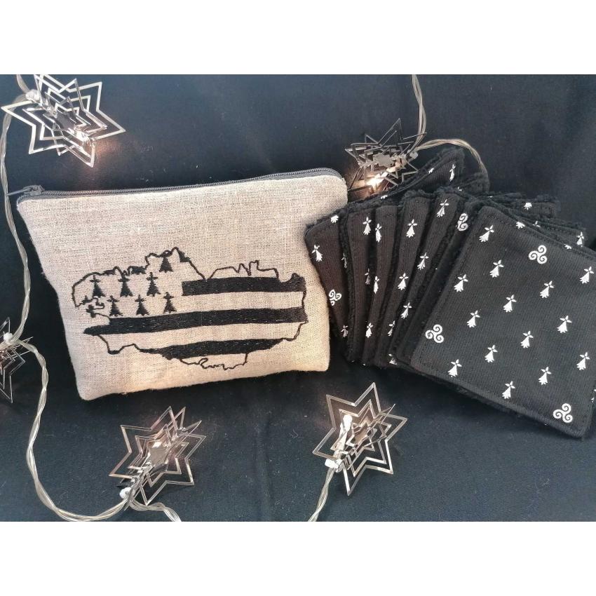 trousse de maquillage brodée