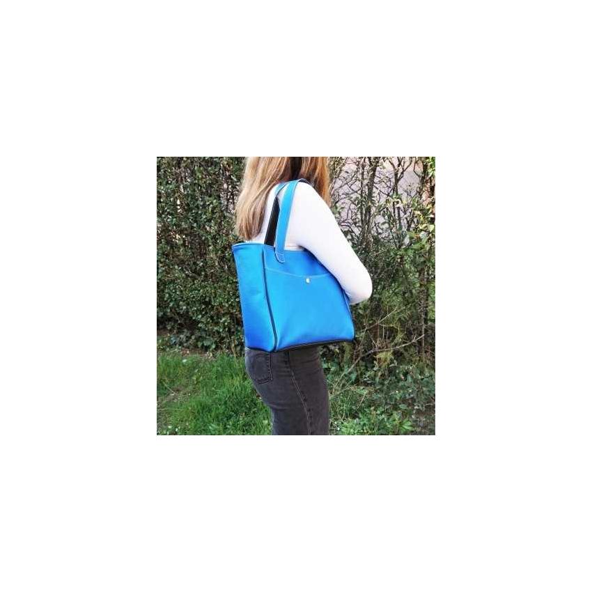 Sac à main femme en cuir bleu lumineux