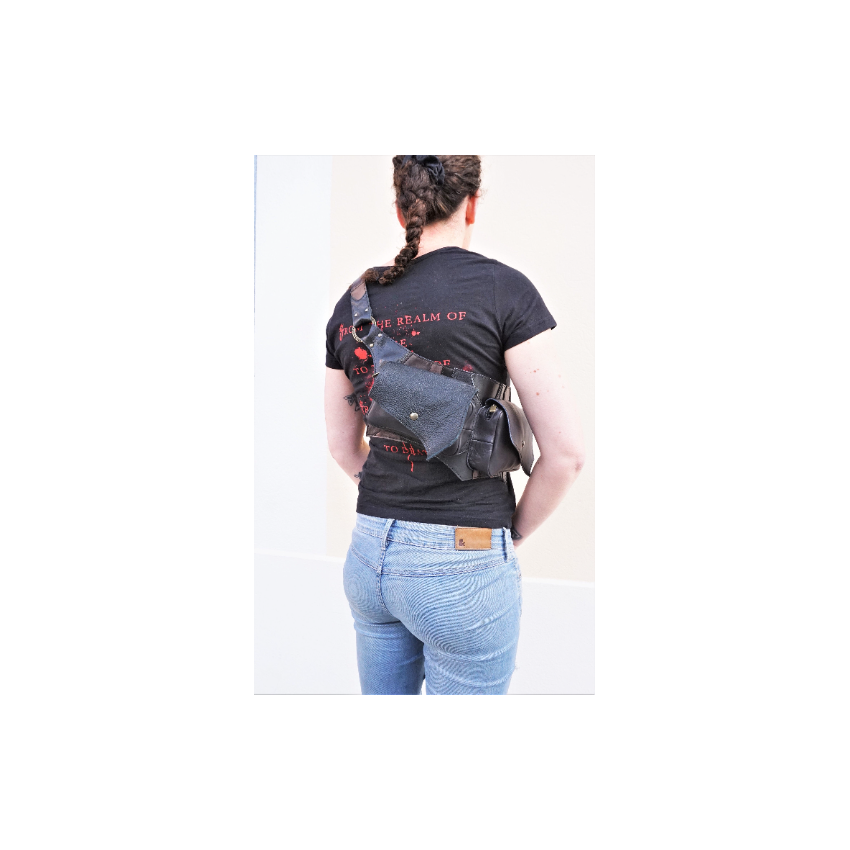 Ceinture utilitaire multi poches en patchwork de cuirs bronze et noirs pour voyage ou festival